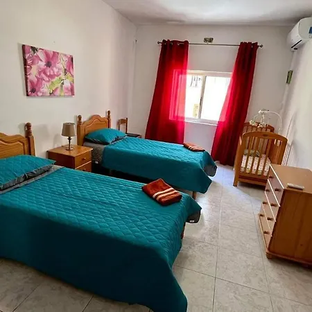 Apartman Sea View And Valley View Flat In