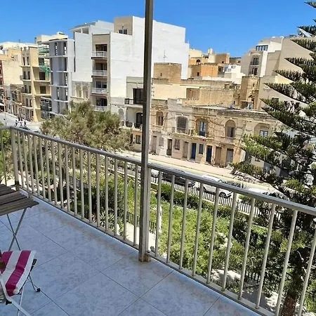 公寓 Sea View And Valley View Flat In *